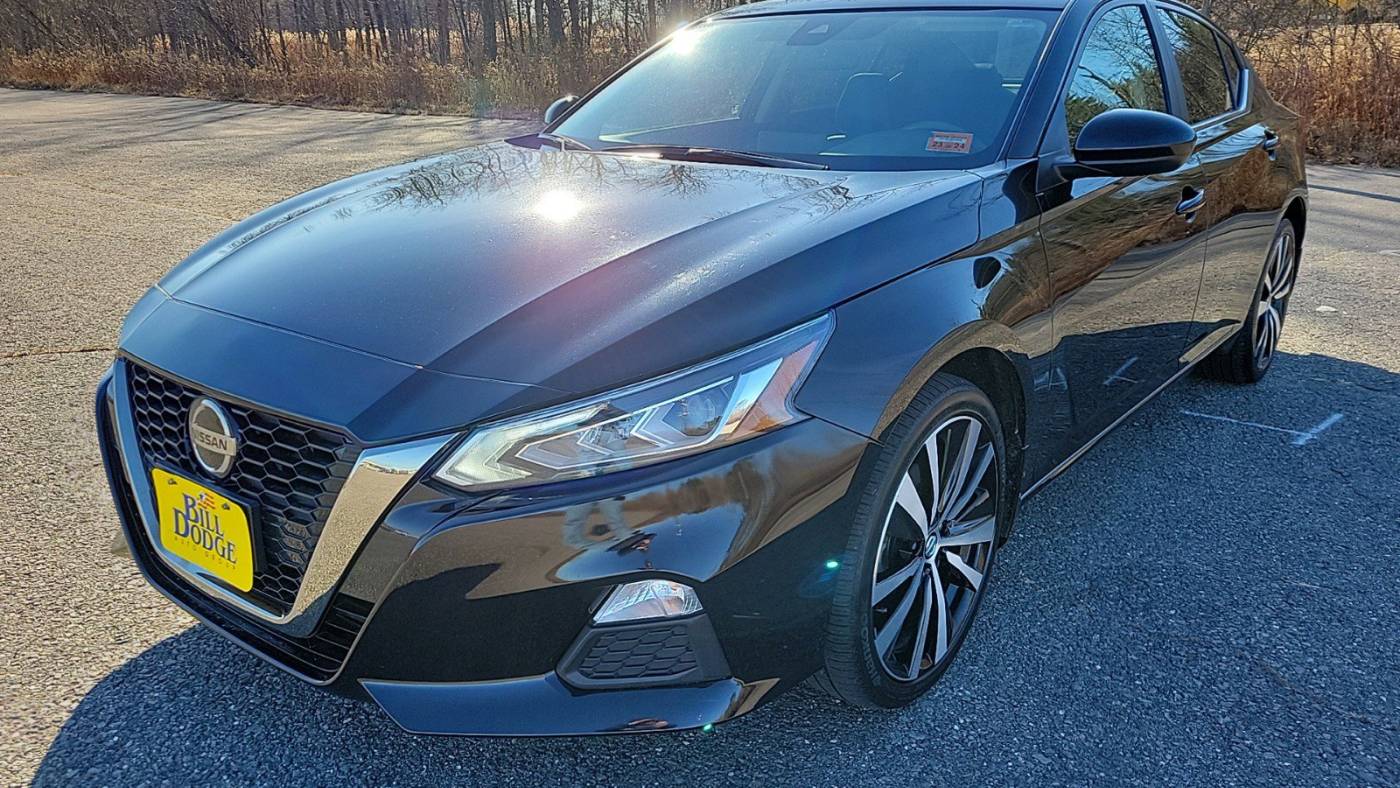 2022 nissan altima 2.5 sr