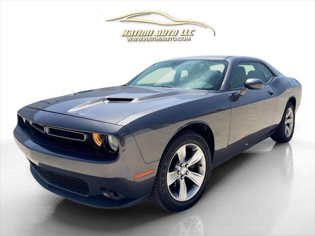 2016 dodge challenger sxt