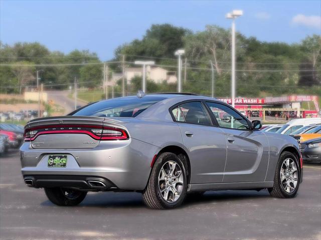 2015 dodge charger sxt