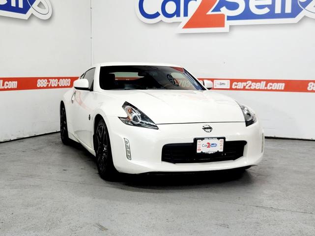 2020 nissan 370z base