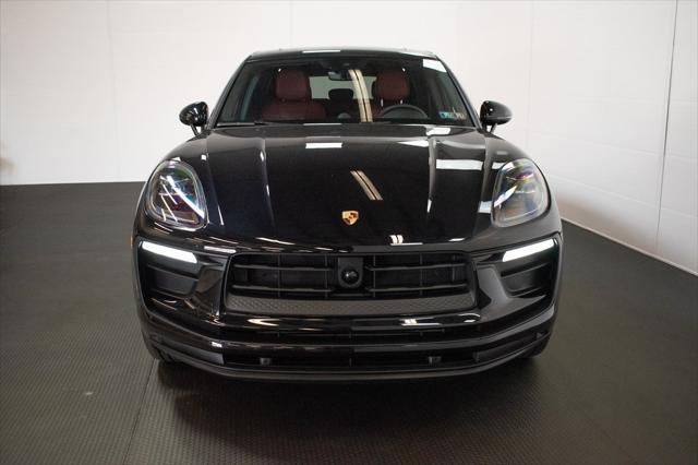 2024 porsche macan base