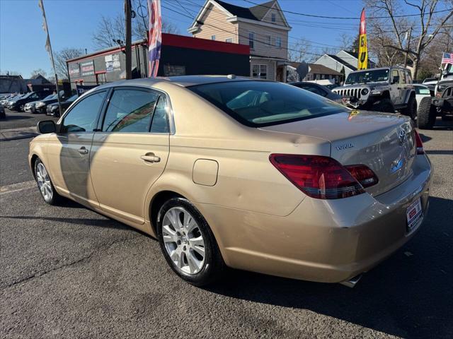 2010 toyota avalon limited