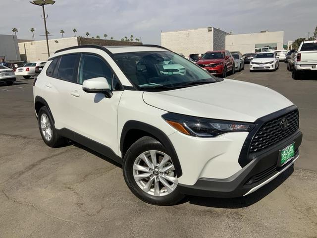 2023 toyota corolla cross le