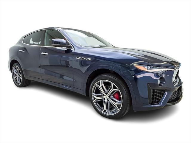 2021 maserati levante base