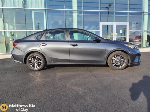 2022 kia forte lxs