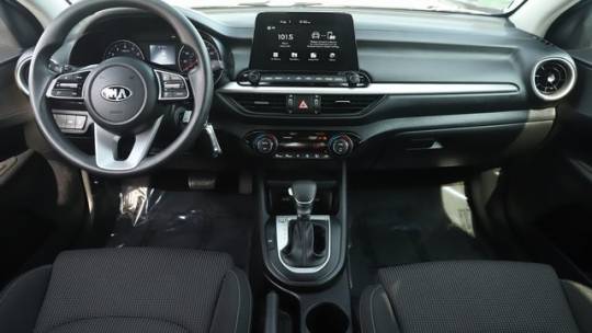 2019 kia forte lxs