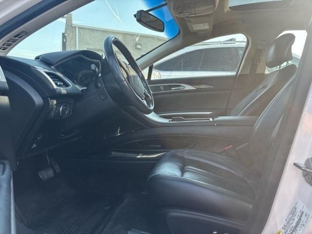 2015 lincoln mkz base
