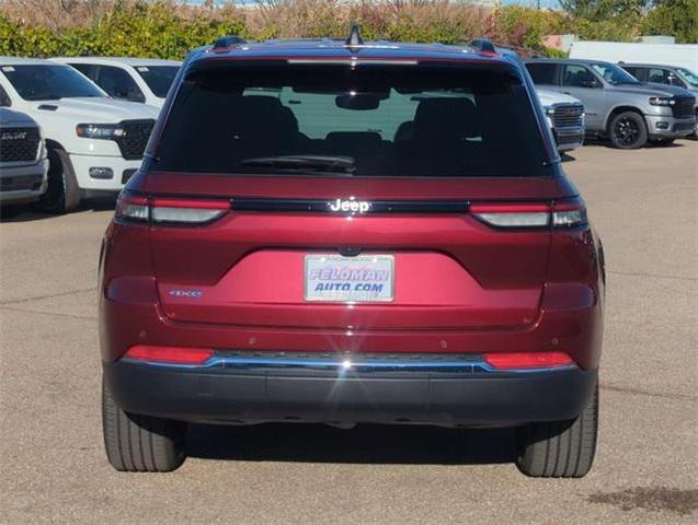 2024 jeep grand cherokee 4xe base