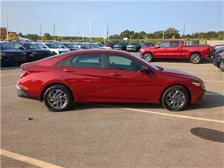2024 Hyundai Elantra blue