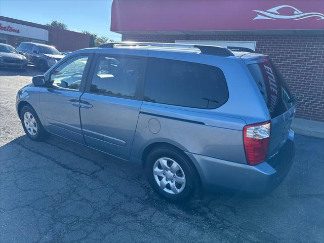 2009 kia sedona lx