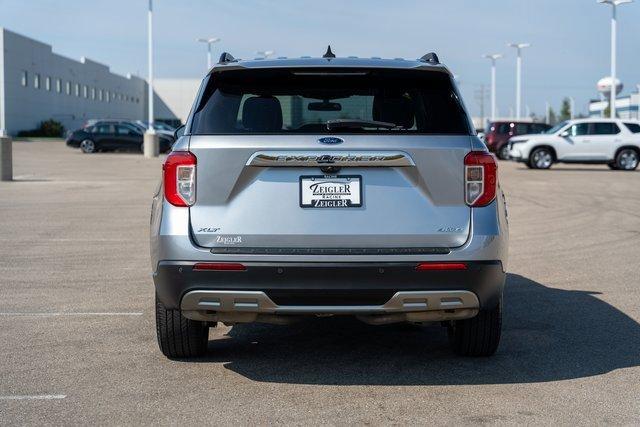 2021 ford explorer xlt