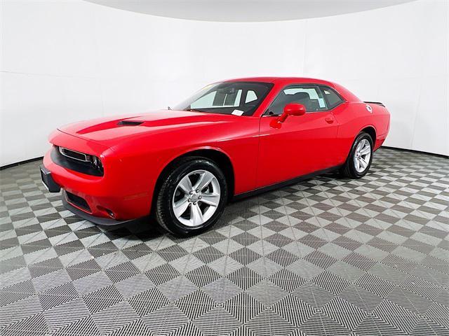 2023 dodge challenger sxt
