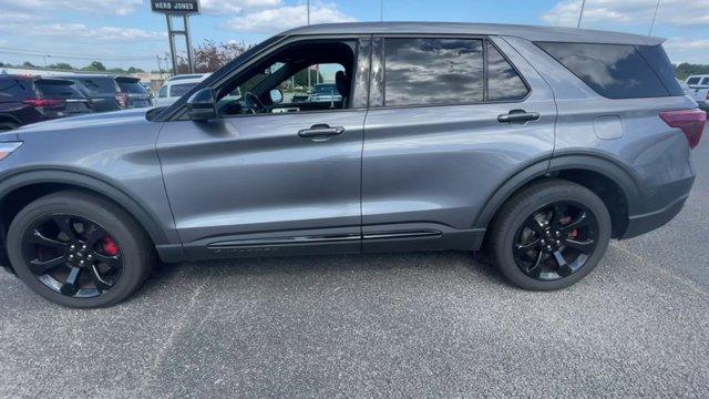 2021 ford explorer st