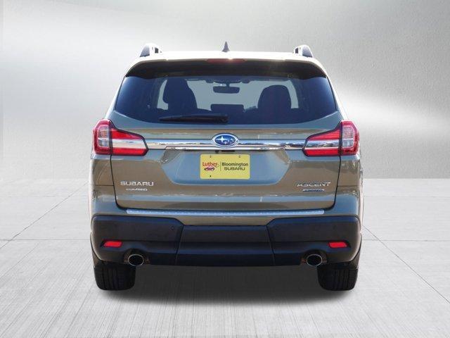 2022 subaru ascent limited 8-passenger