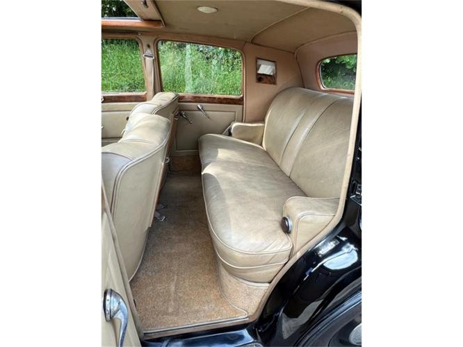 1947 bentley mark vi in hobart, indiana