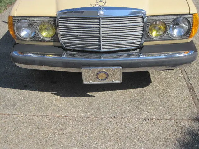 240d in excellent original condition