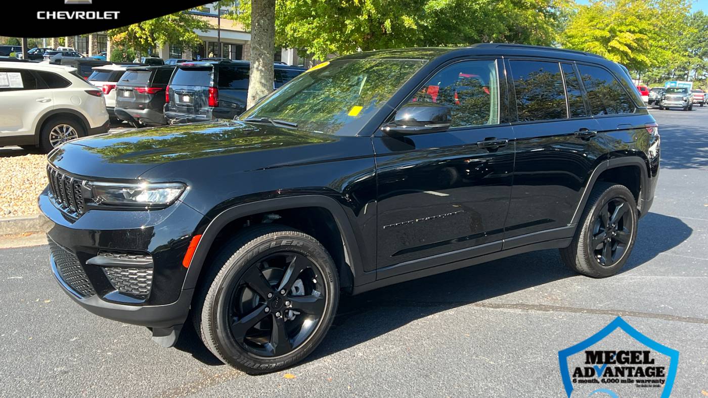 2023 jeep grand cherokee altitude