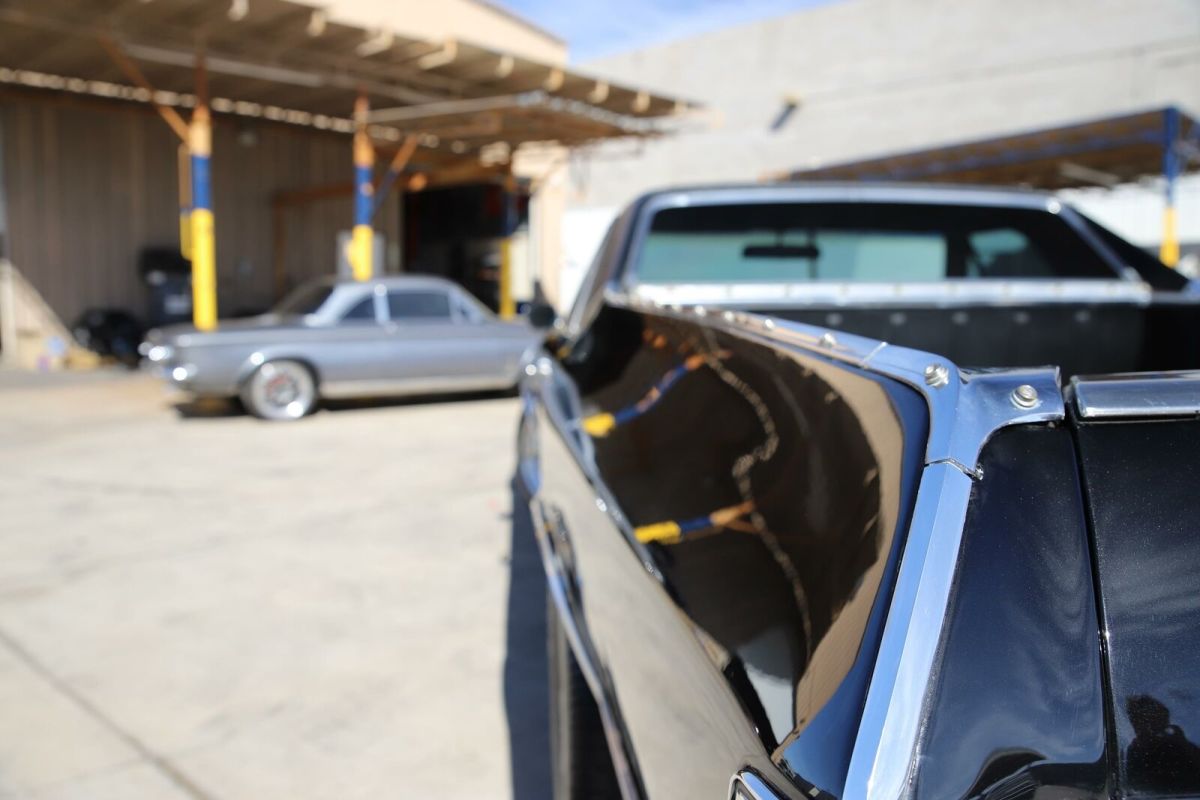 chevrolet el camino black/silver with 32,971 miles, for sale!