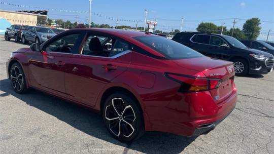 2024 nissan altima 2.5 sr