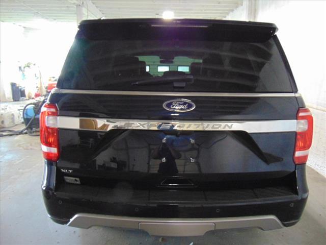 2021 ford expedition xlt