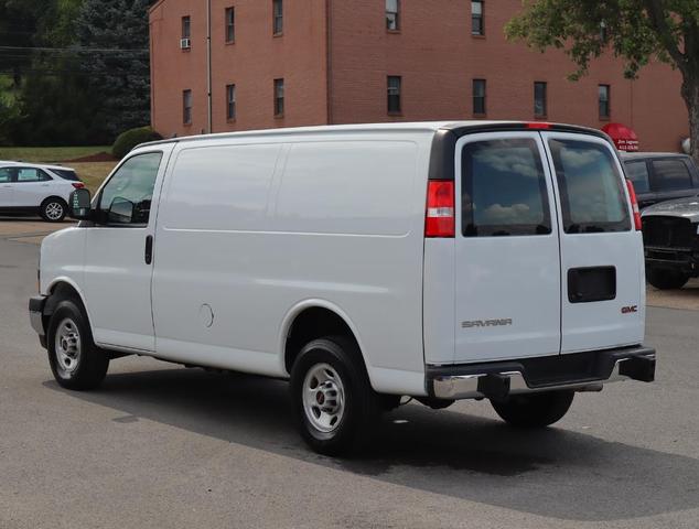 2022 gmc savana 2500 work van
