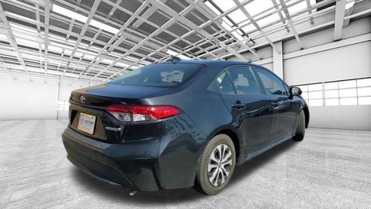 2022 toyota corolla hybrid le