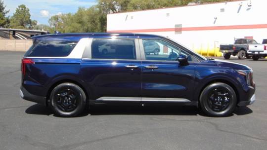 2025 Kia Carnival
