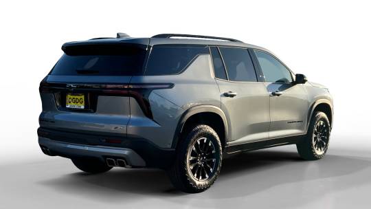 new 2024 chevrolet traverse z71 awd