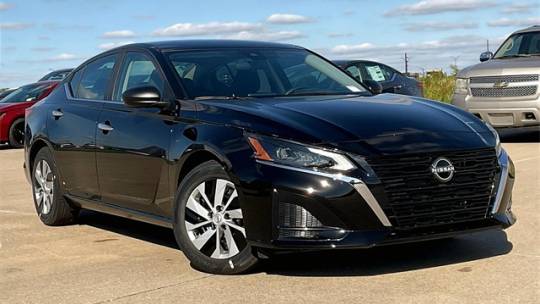 2025 Nissan Altima