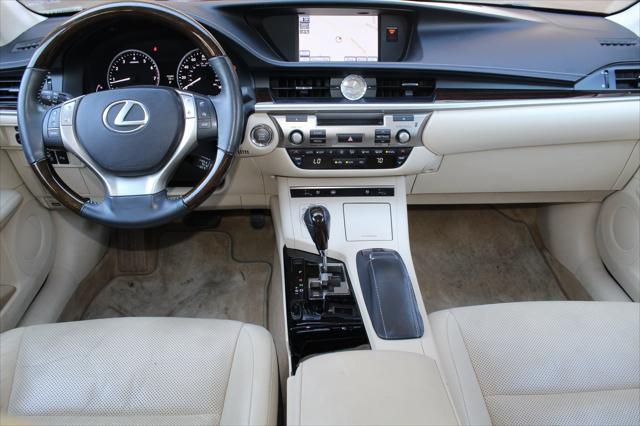 2013 lexus es 350 base