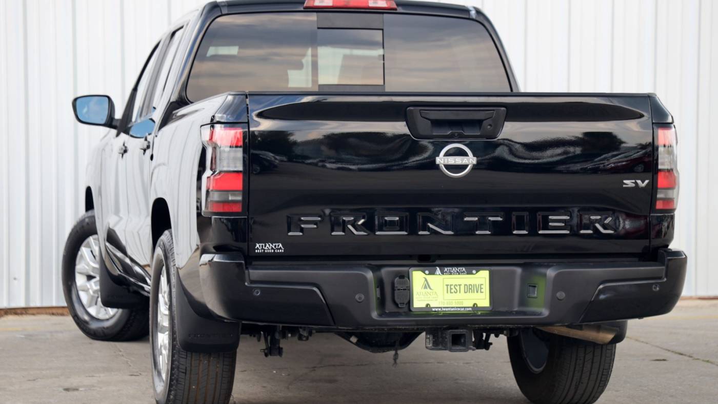 2023 nissan frontier sv