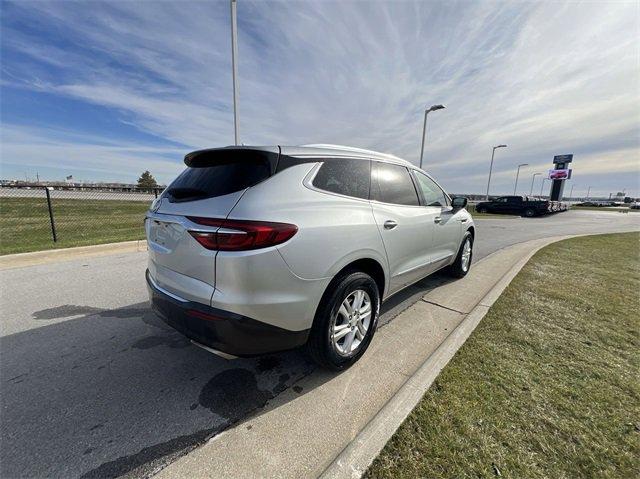 2021 buick enclave essence