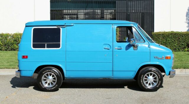 california original, 1979 gmc vandura "shorty" 100% rust free(833)225-4227