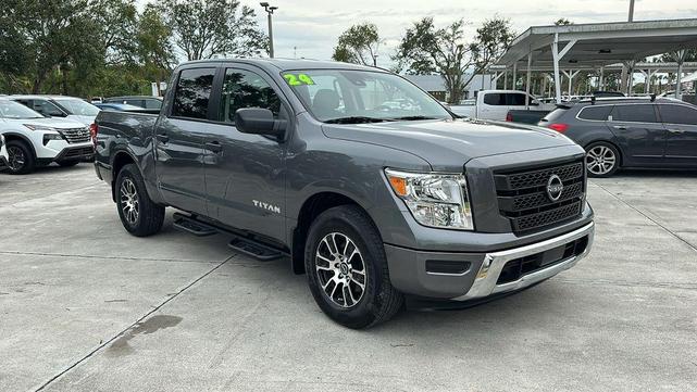 2024 nissan titan sv