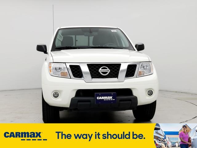 2021 nissan frontier sv