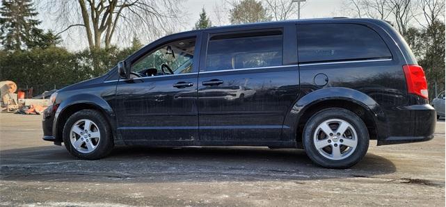 2011 dodge grand caravan crew
