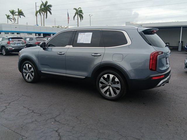 2022 kia telluride s