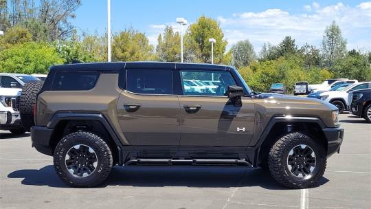 2024 GMC Hummer EV