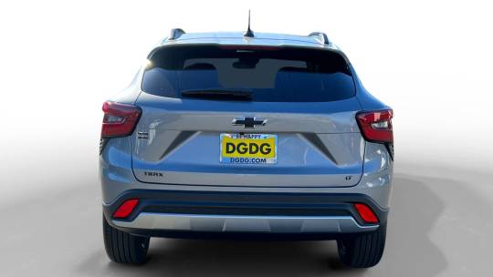 new 2025 chevrolet trax lt