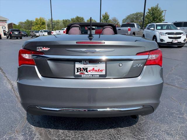 2013 chrysler 200 touring