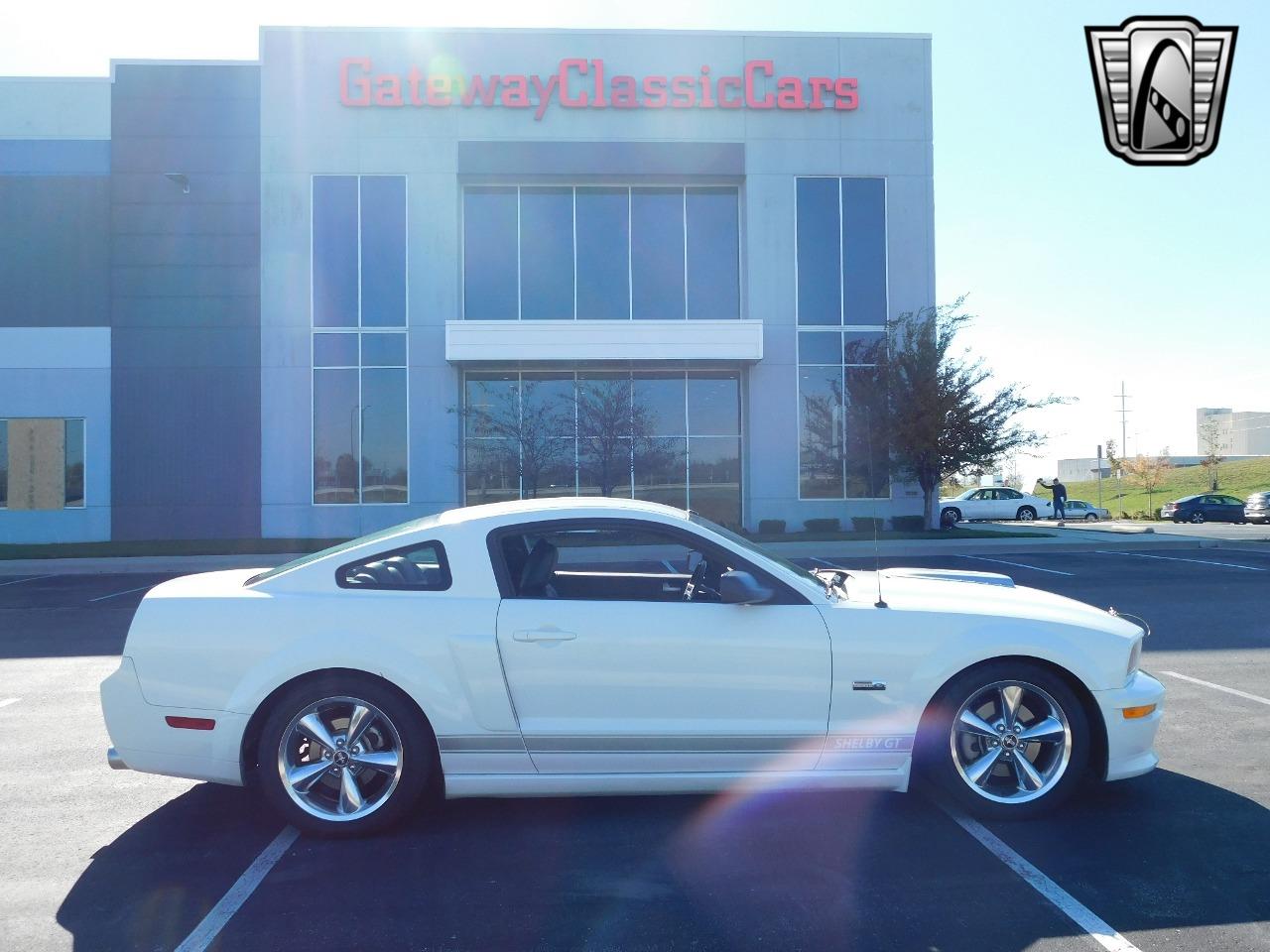 2007 ford mustang
