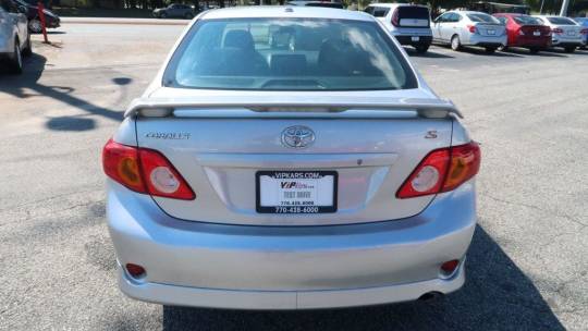 2010 Toyota Corolla 4dr sedan