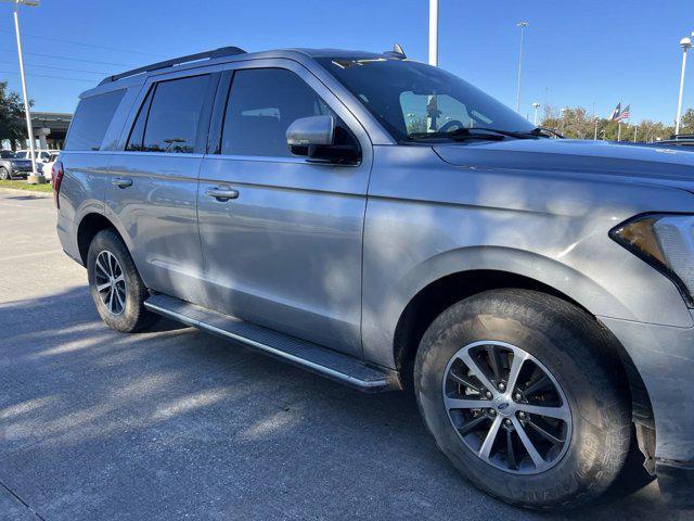 2020 ford expedition xlt