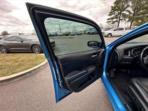2016 dodge charger r/t 4dr rear-wheel drive sedan in jackson, tennessee