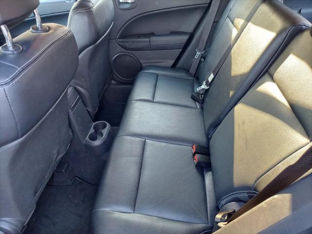 2011 dodge caliber uptown