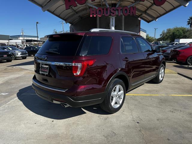 2018 ford explorer xlt