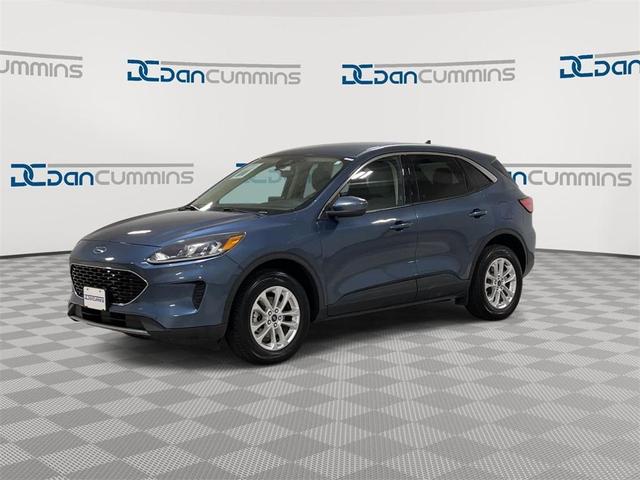 2020 ford escape se