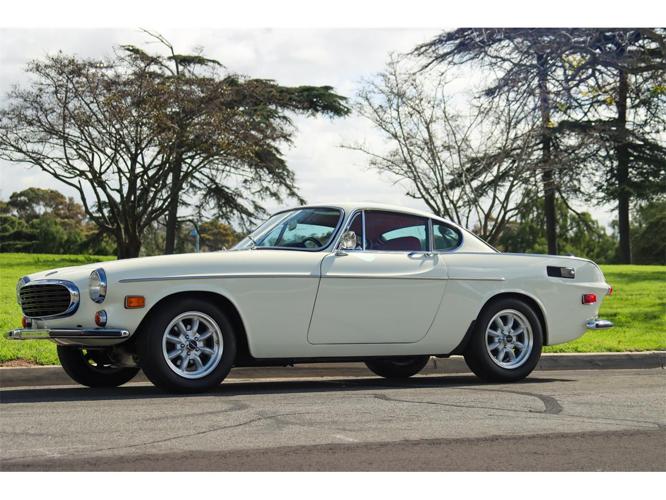 1970 volvo p1800e in san diego, california