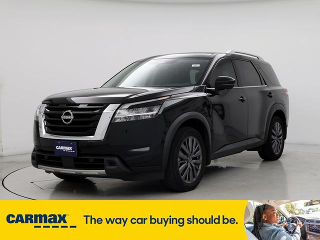 2023 nissan pathfinder sl