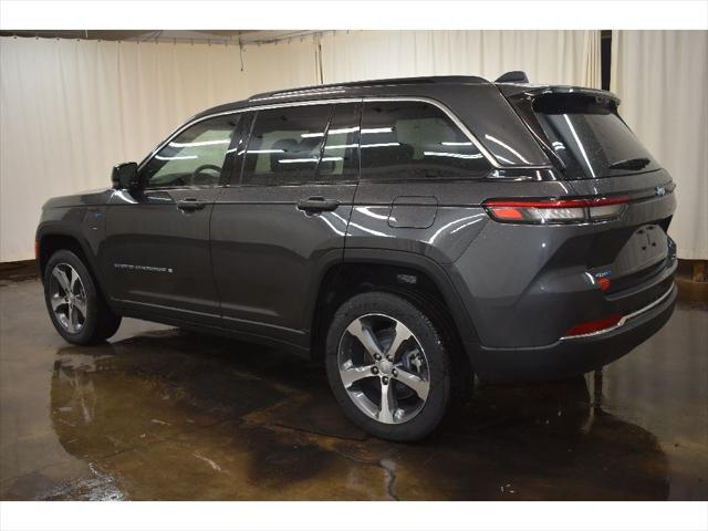 2024 jeep grand cherokee 4xe base